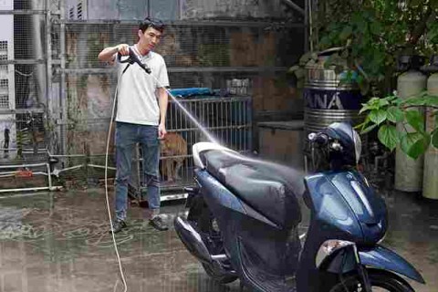 Rút Ngắn Thời Gian Rửa Xe Tại Nhà Chỉ Còn 10–15 Phút? Máy Rửa Xe Fujihome Biến Điều Không Thể Thành Có Thể