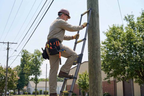 7 Sai Lầm “Chết Người” Khi Sử Dụng Thang Rút Mà 90% Người Việt Mắc Phải 7 Sai Lầm “Chết Người” Khi Sử Dụng Thang Rút Mà 90% Người Việt Mắc Phải
