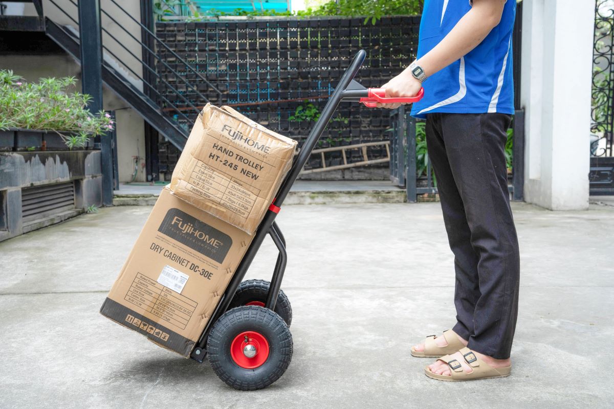 Xe kéo đẩy hàng Fujihome CC6300